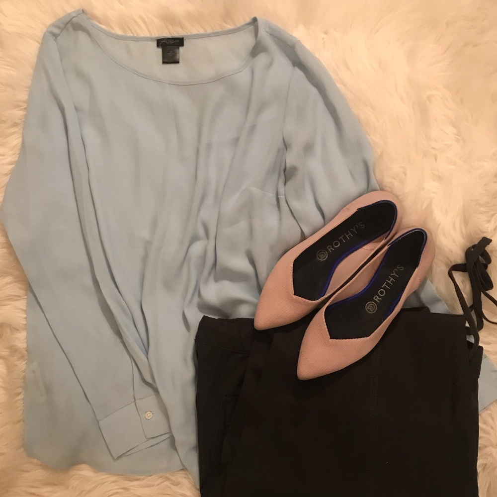 3/$35 NWOT Elegant Light Blue Ann Taylor Blouse